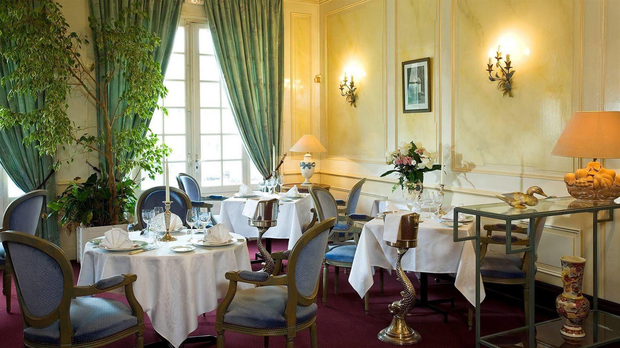Mercure Moulins Centre Hotel De Paris Eksteriør bilde